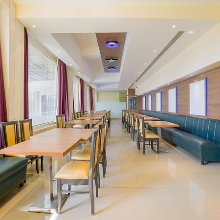 Hotel Krone A Family Hotel Near Igi Airport Delhi นิวเดลี ภายนอก รูปภาพ