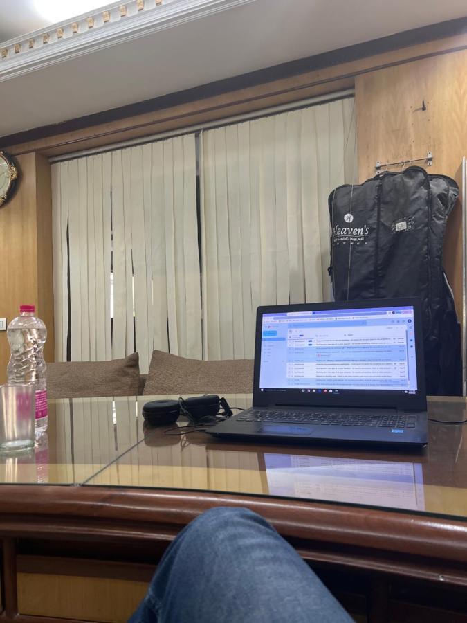 Hotel Krone A Family Hotel Near Igi Airport Delhi นิวเดลี ภายนอก รูปภาพ