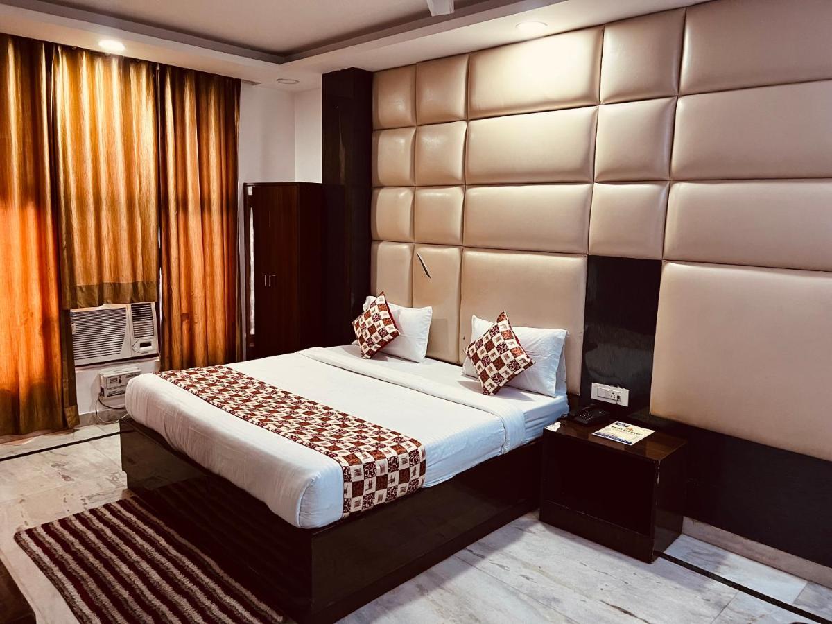 Hotel Krone A Family Hotel Near Igi Airport Delhi นิวเดลี ภายนอก รูปภาพ