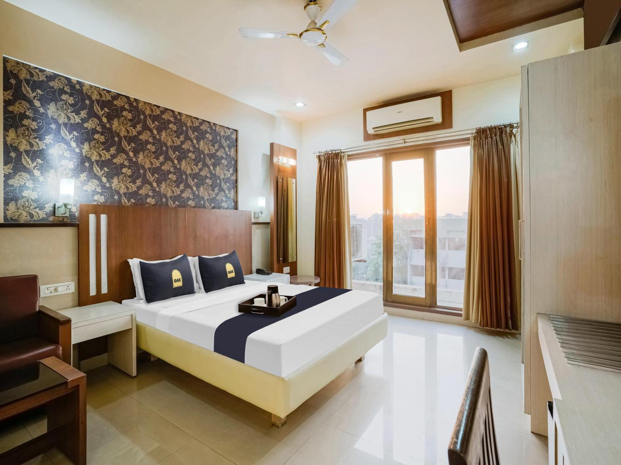 Hotel Krone A Family Hotel Near Igi Airport Delhi นิวเดลี ภายนอก รูปภาพ