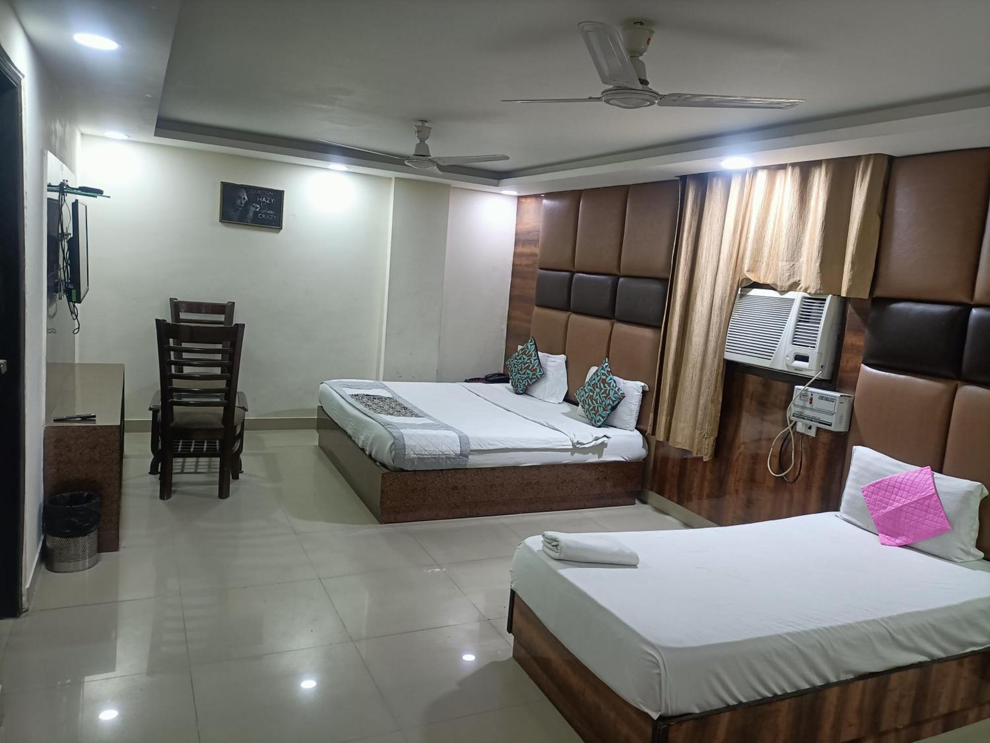 Hotel Krone A Family Hotel Near Igi Airport Delhi นิวเดลี ภายนอก รูปภาพ