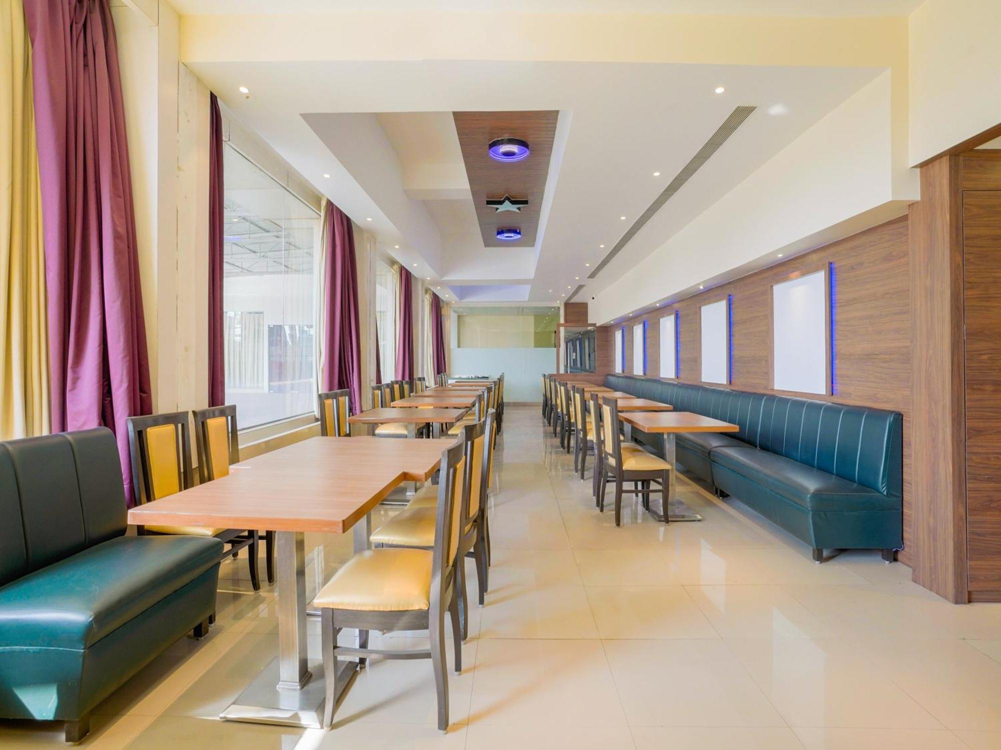 Hotel Krone A Family Hotel Near Igi Airport Delhi นิวเดลี ภายนอก รูปภาพ